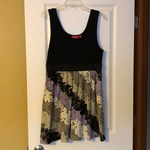 Elle Sleeveless Dress